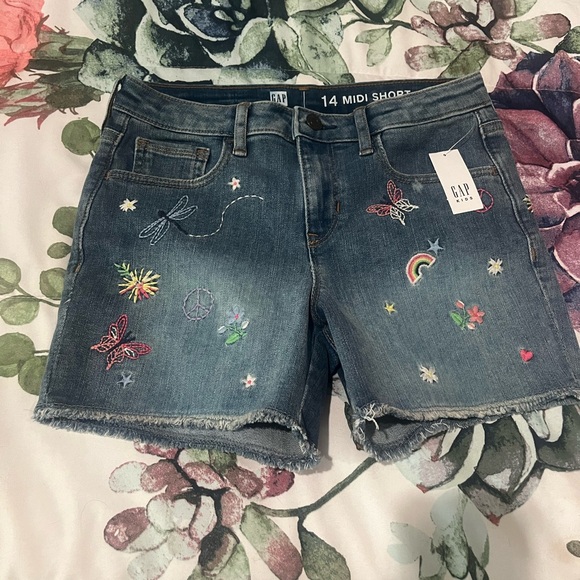 GAP NWT girls denim shorts - Picture 1 of 6